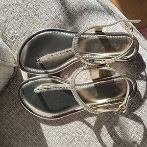 Unisa Thong Sandals